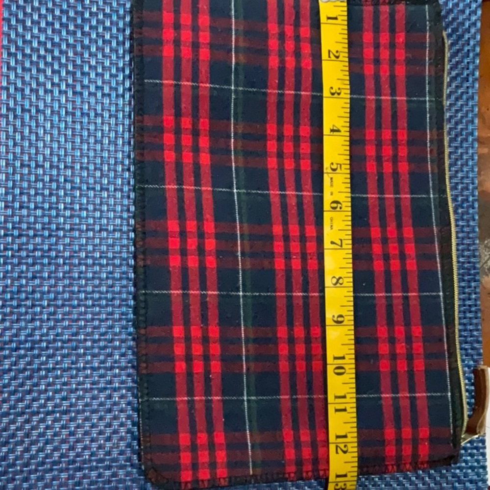 Ipad Case - image 3